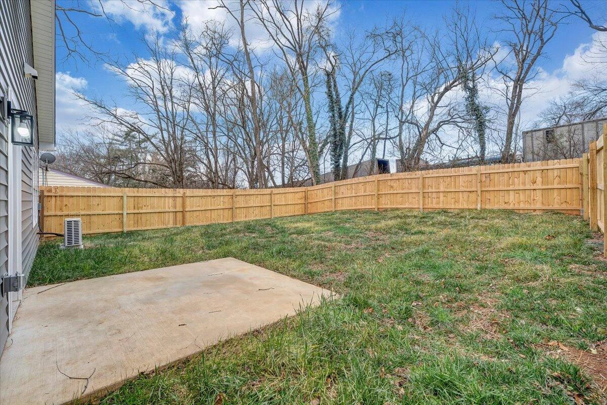 1424 Varnell AVE - Photo 4