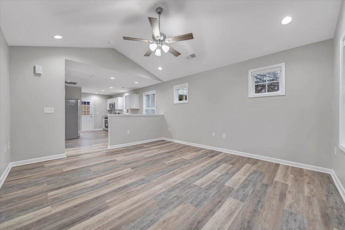 1424 Varnell AVE - Photo 7