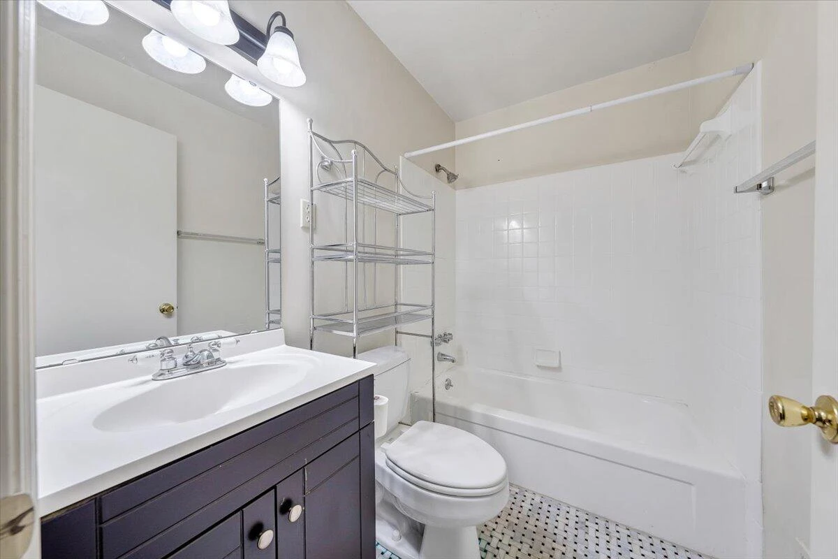 1519 Watauga ST #E - Photo 19