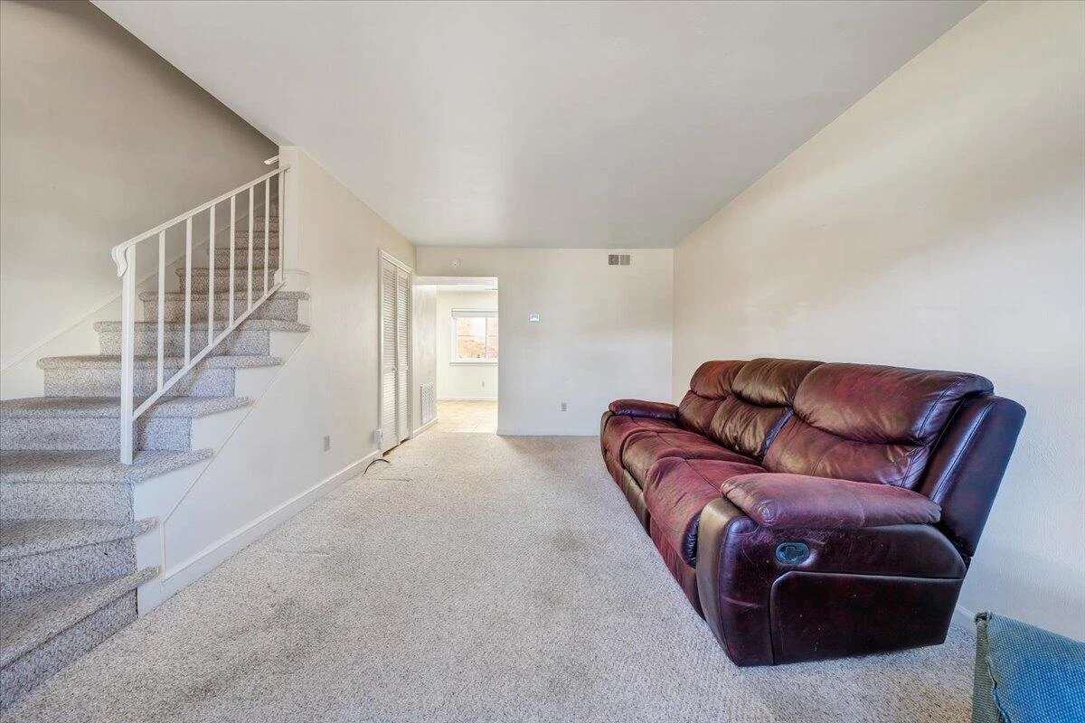 1519 Watauga ST #E - Photo 7
