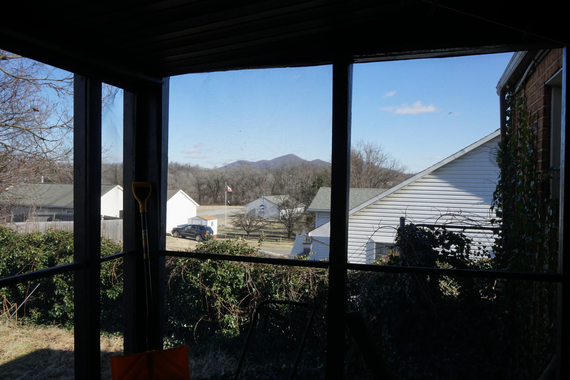 934 Pocahontas AVE - Photo 13