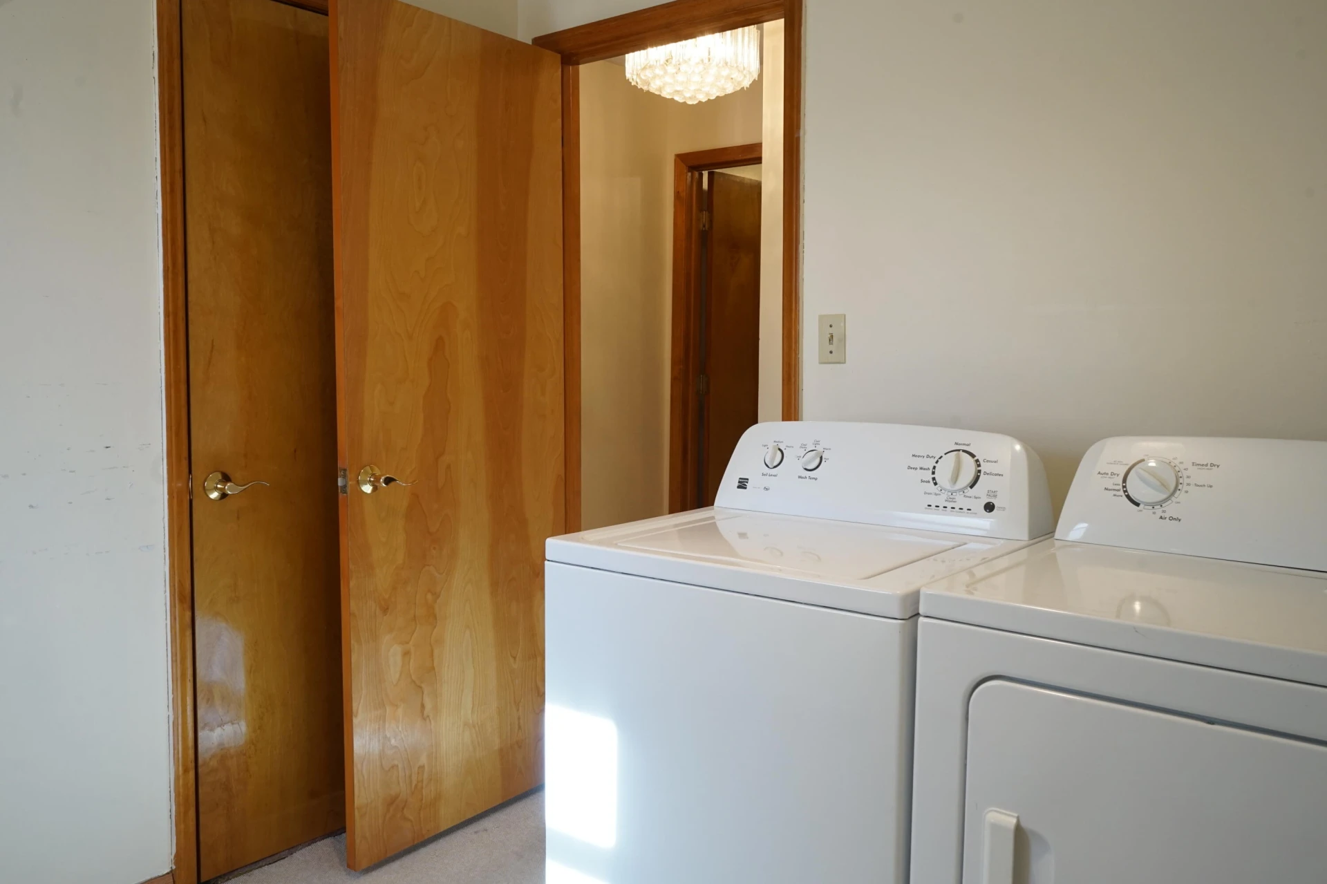 934 Pocahontas AVE - Photo 22