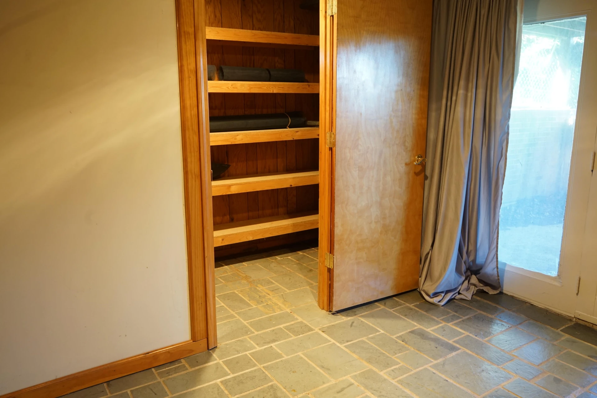 934 Pocahontas AVE - Photo 33
