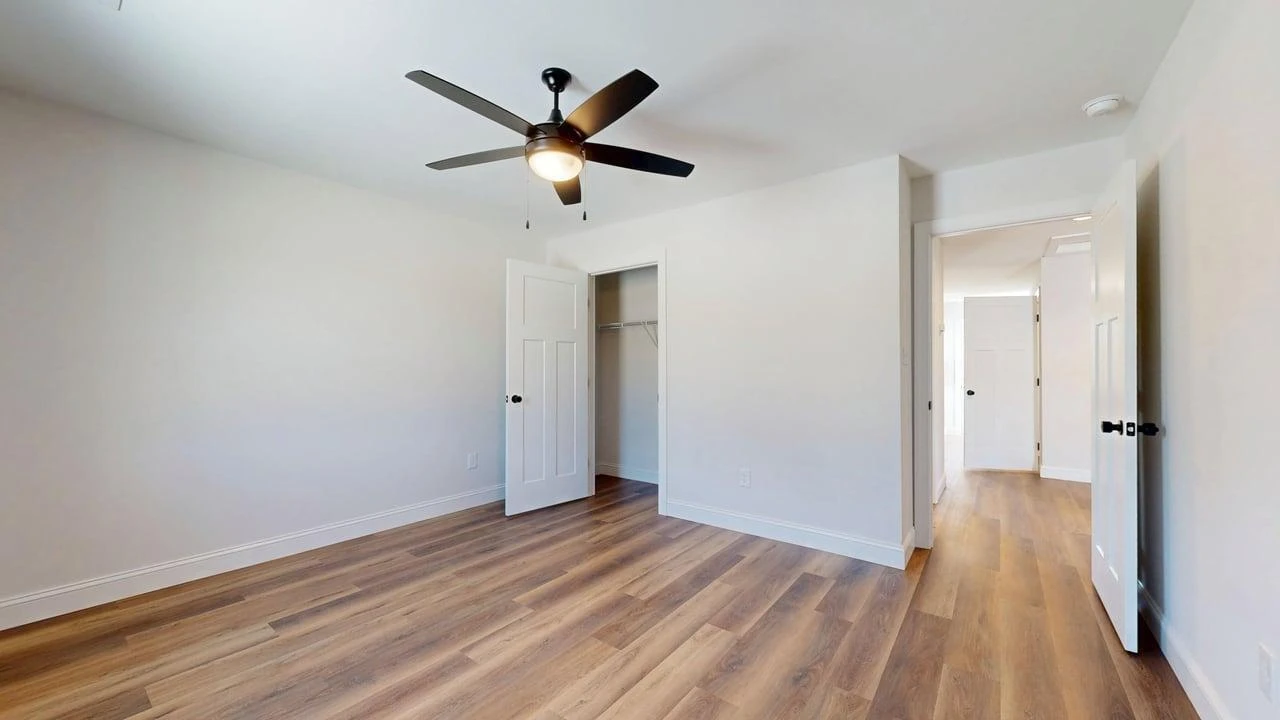 2266 Smith Mountain Lake PKWY - Photo 42