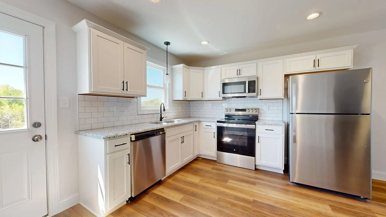 2266 Smith Mountain Lake PKWY - Photo 10