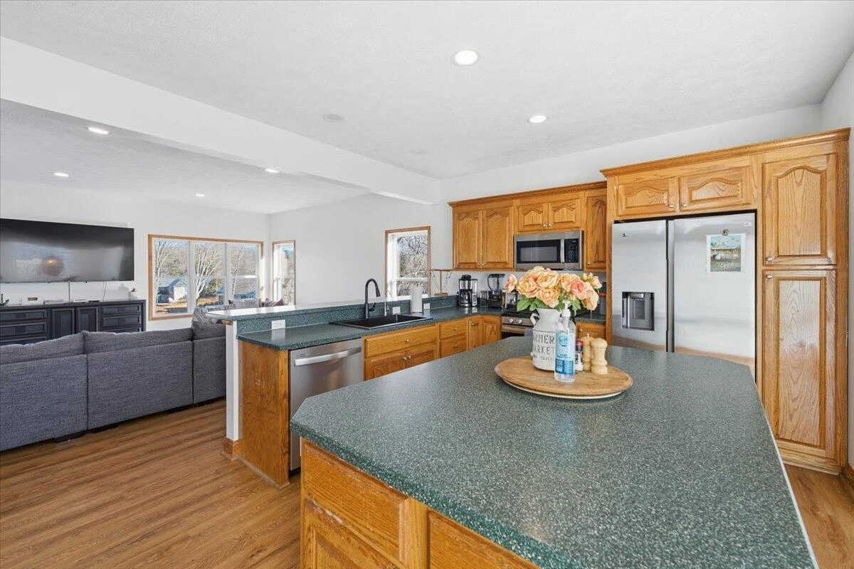 1970 Morewood RD - Photo 5
