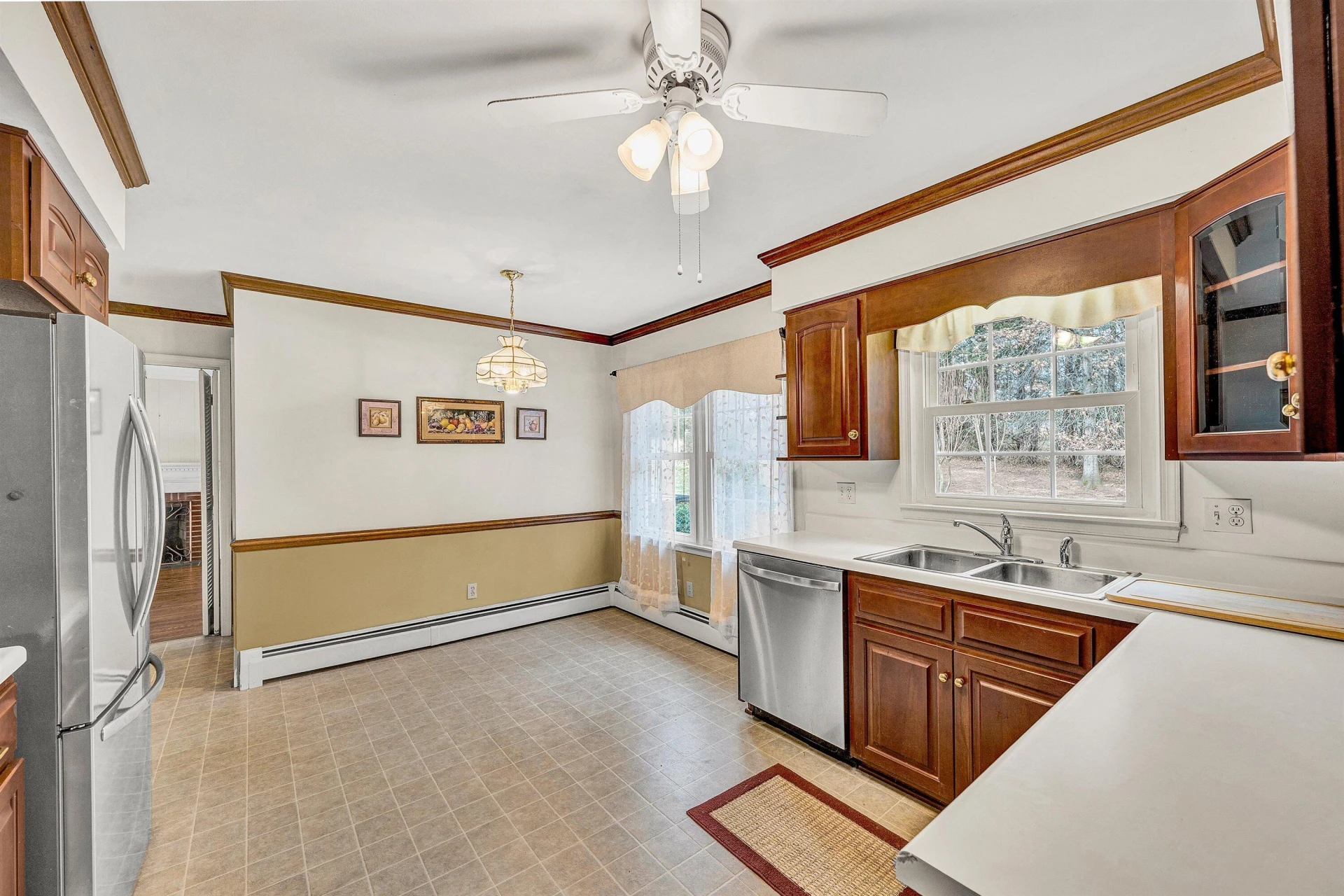 2332 Stallion CIR - Photo 18