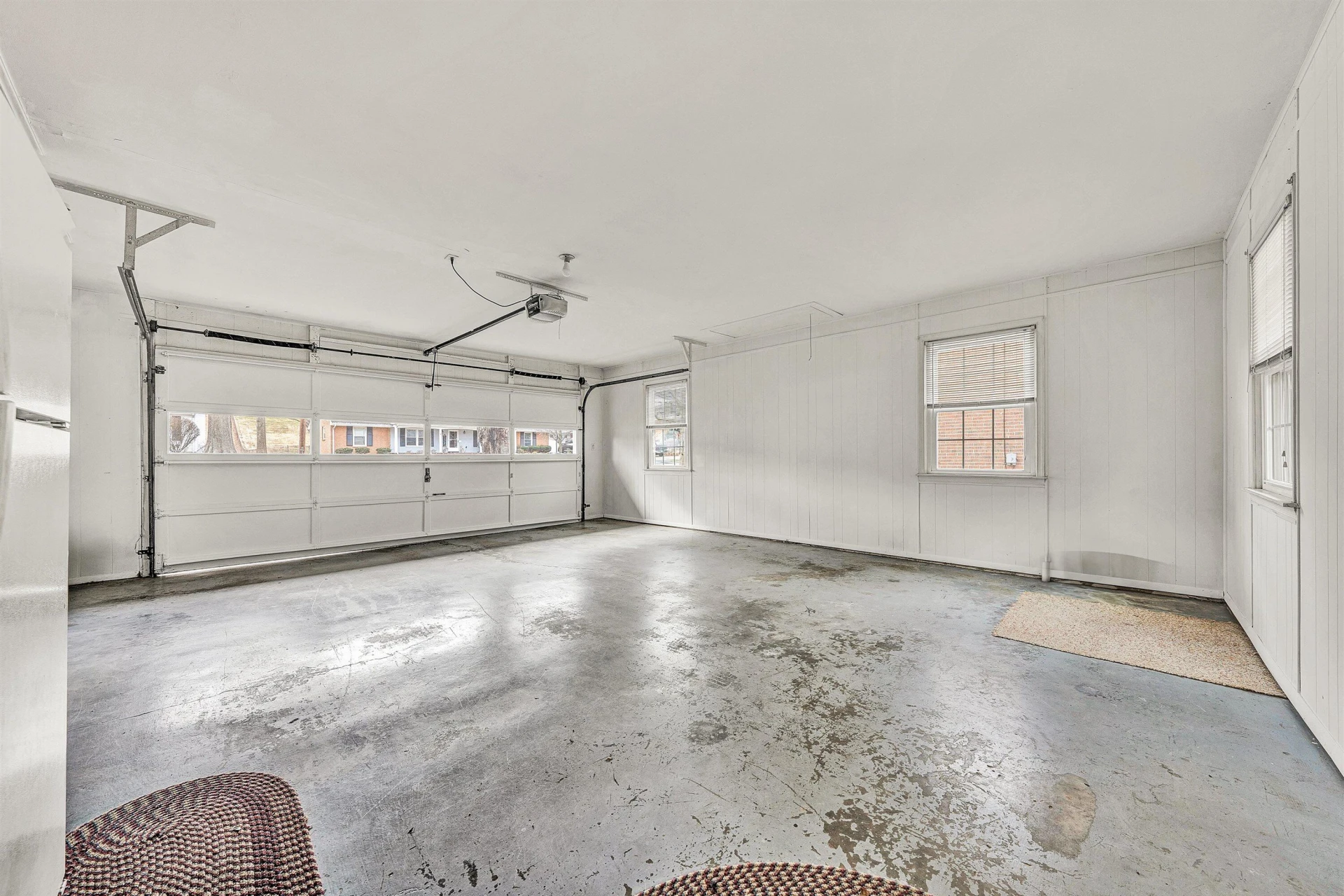 2332 Stallion CIR - Photo 35