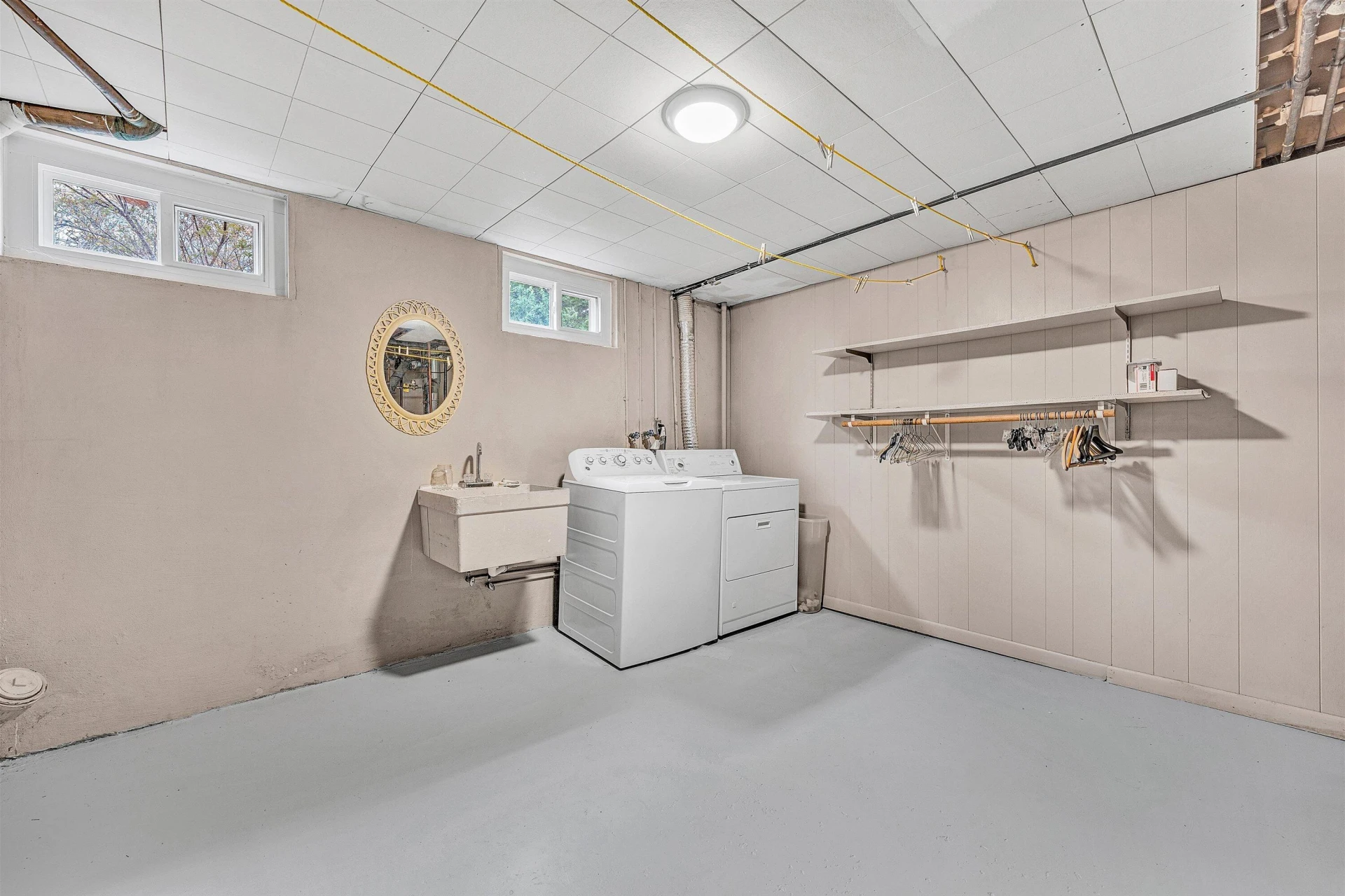 2332 Stallion CIR - Photo 40