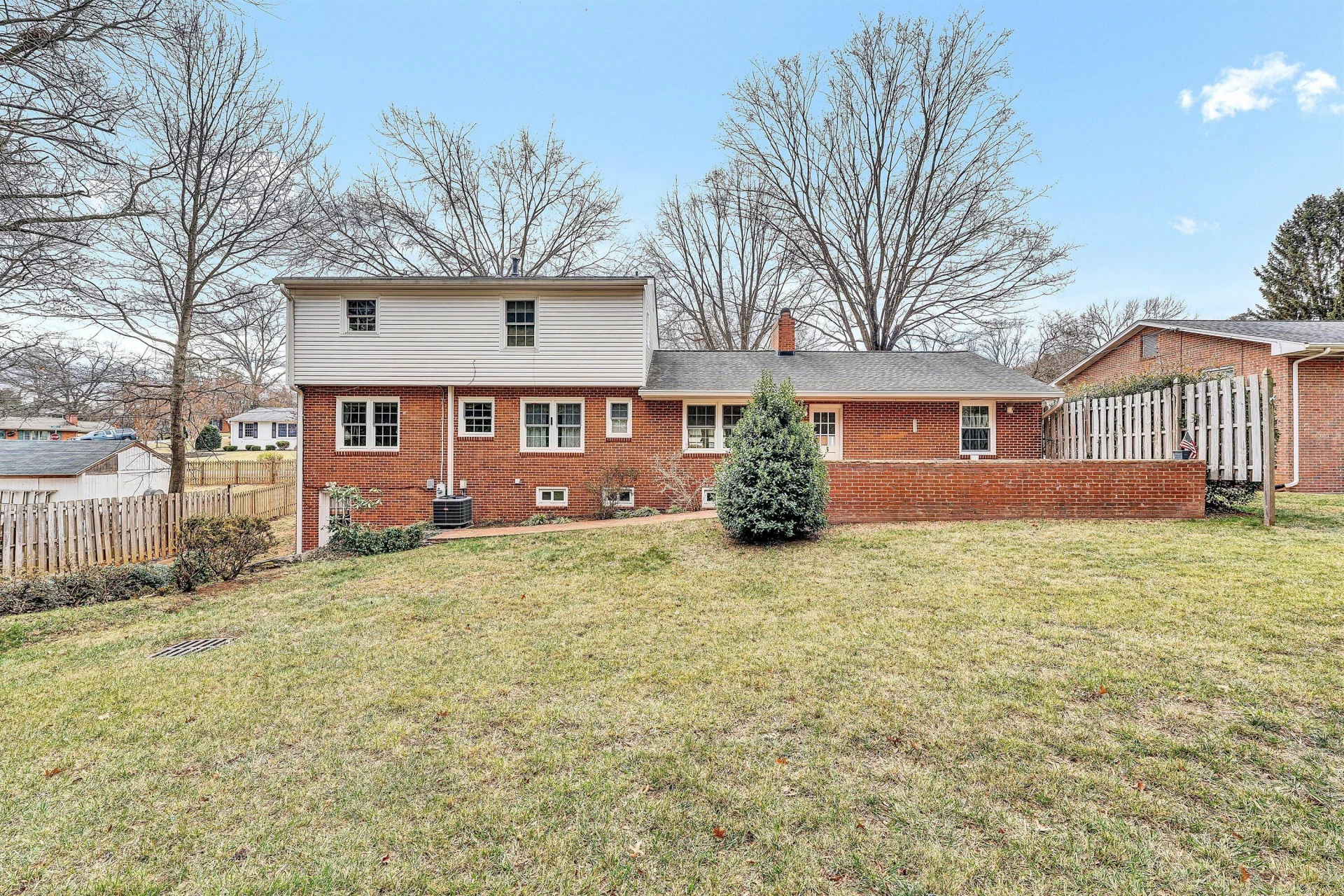 2332 Stallion CIR - Photo 52