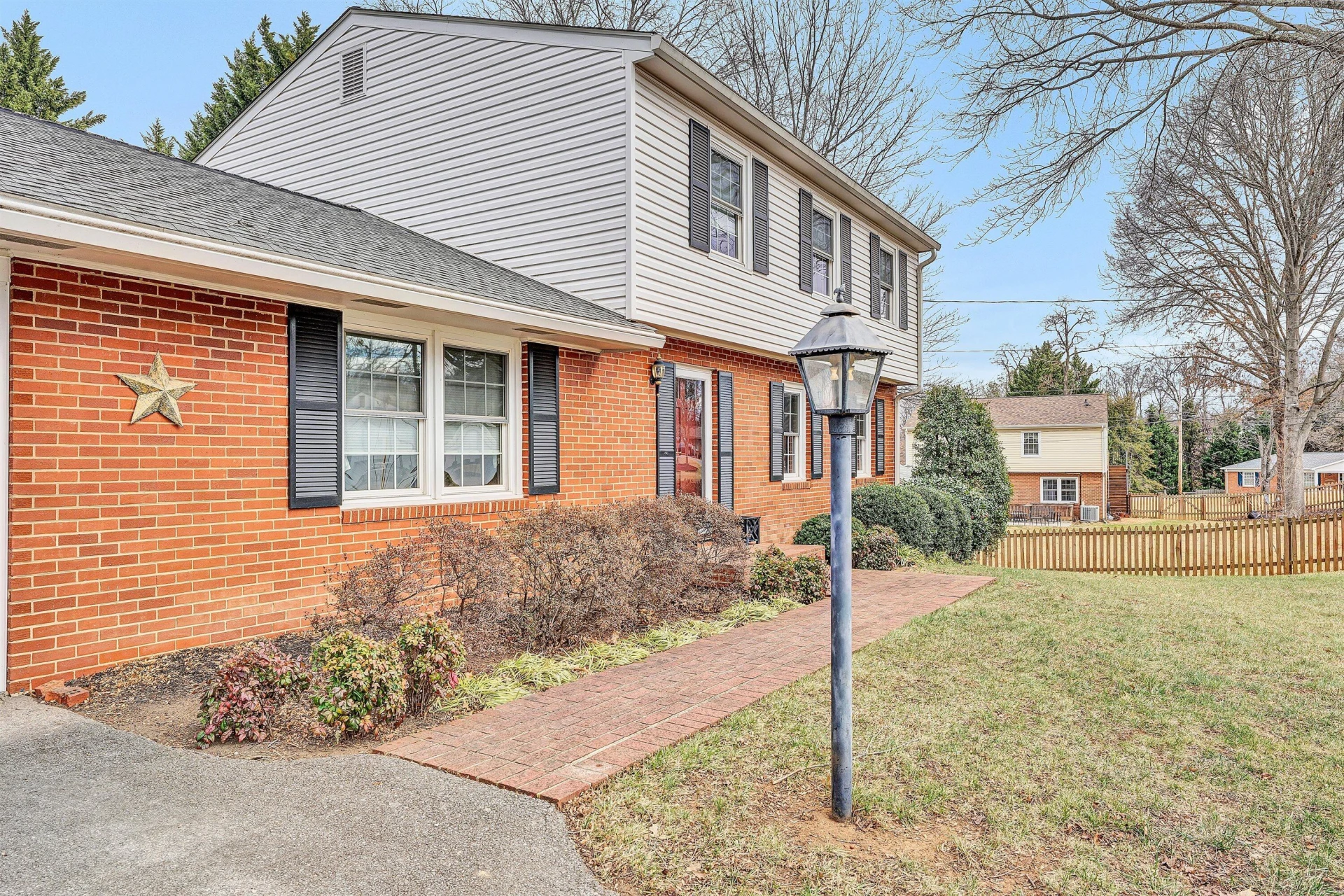 2332 Stallion CIR - Photo 8