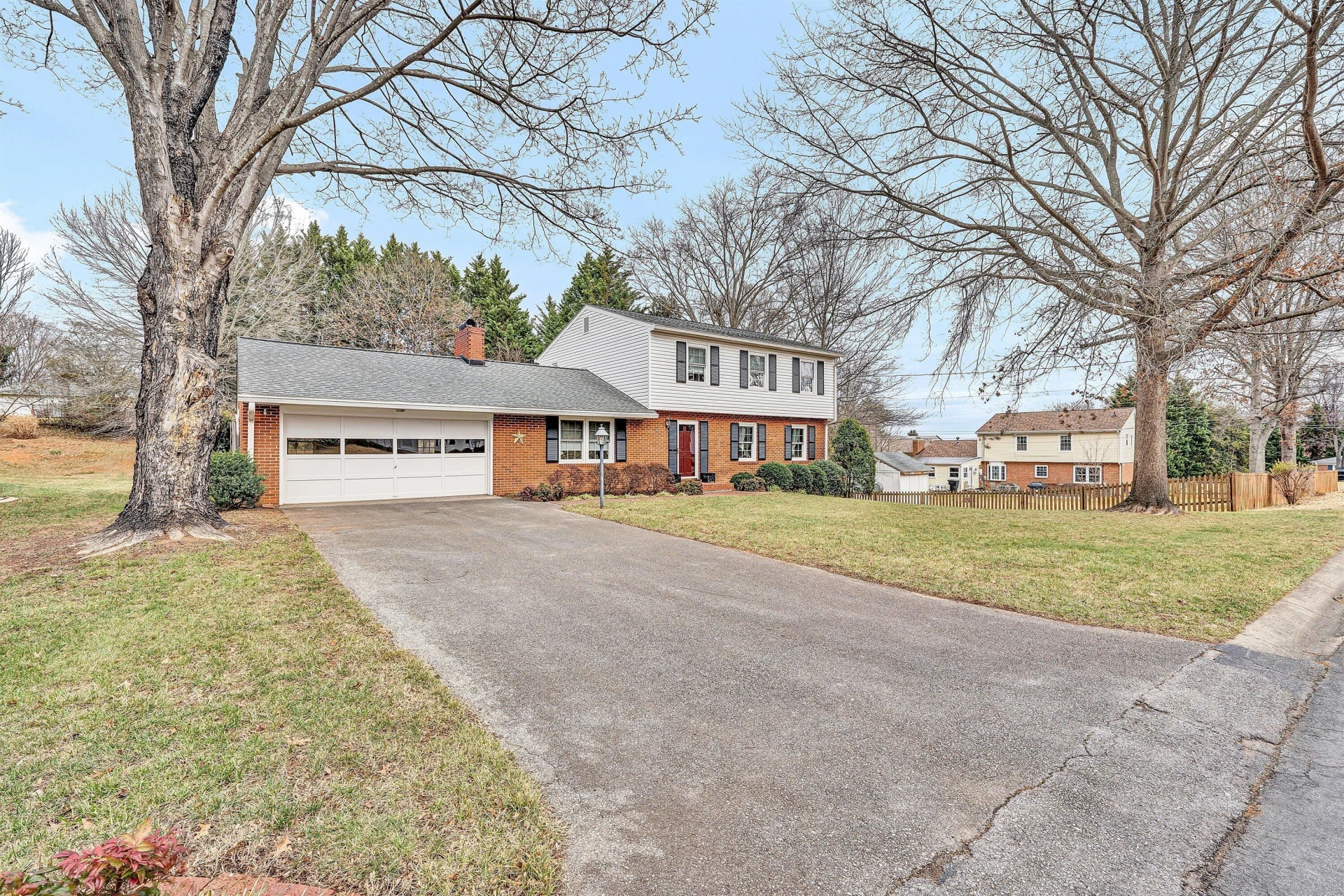 2332 Stallion CIR - Photo 56