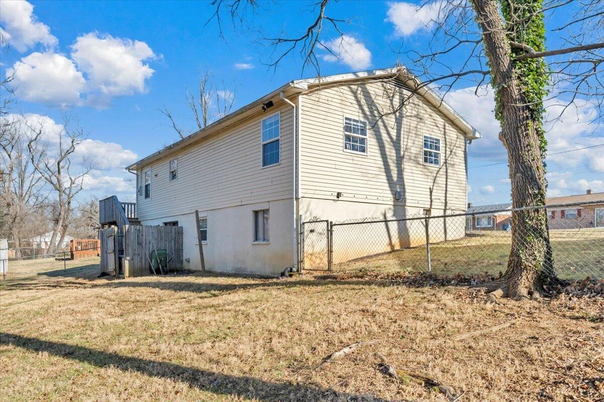 2624 Radford RD - Photo 31