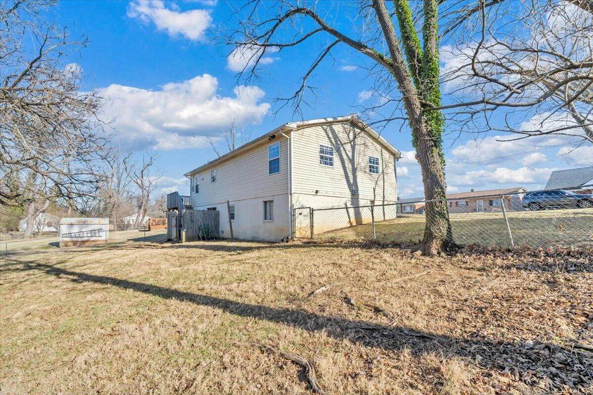 2624 Radford RD - Photo 32