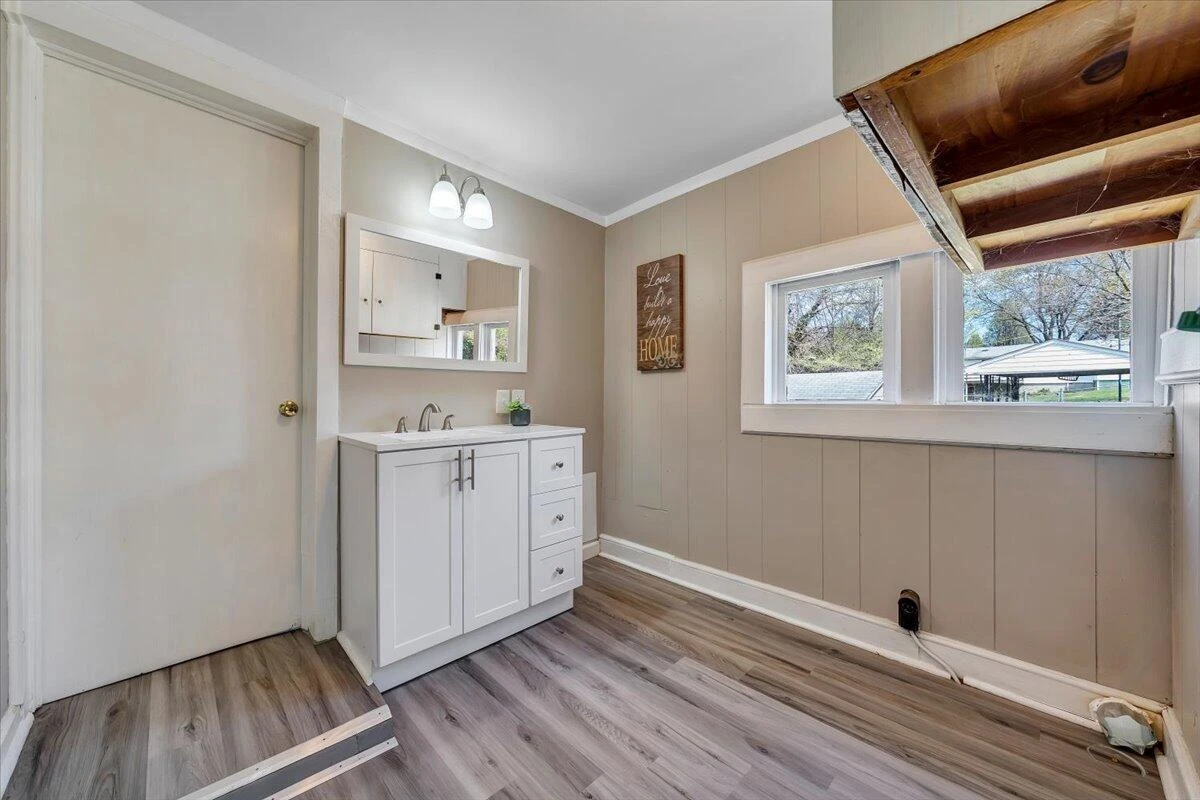 1735 20th ST - Photo 15
