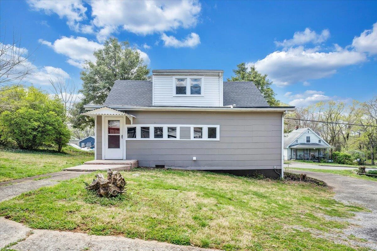1735 20th ST - Photo 23