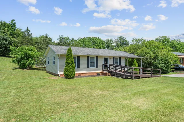 3268 Read Mountain RD