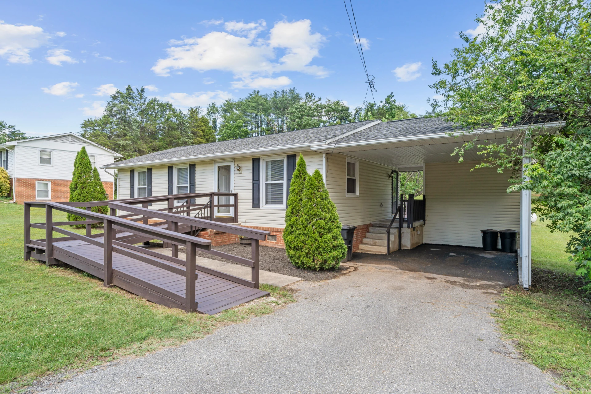 3268 Read Mountain RD - Photo 14