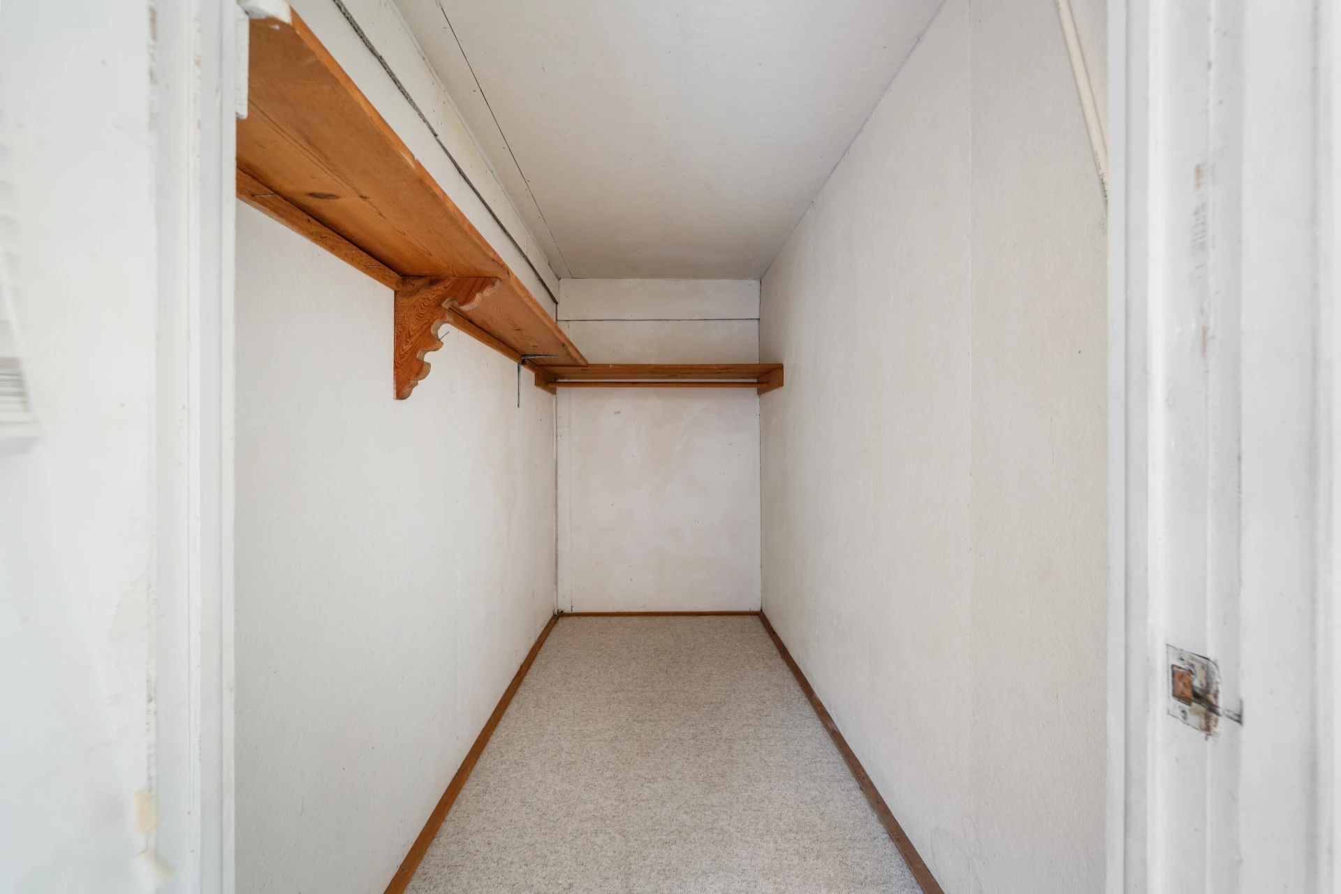 3268 Read Mountain RD - Photo 17
