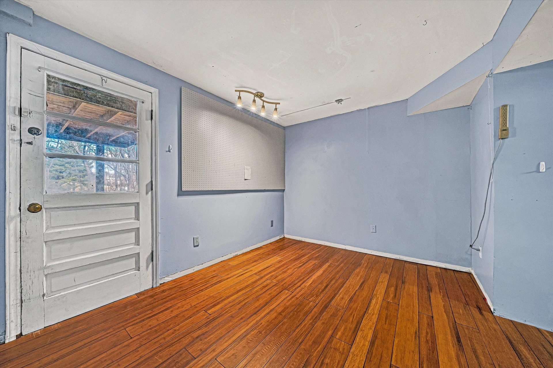 4064 CRAWFORD RD - Photo 19