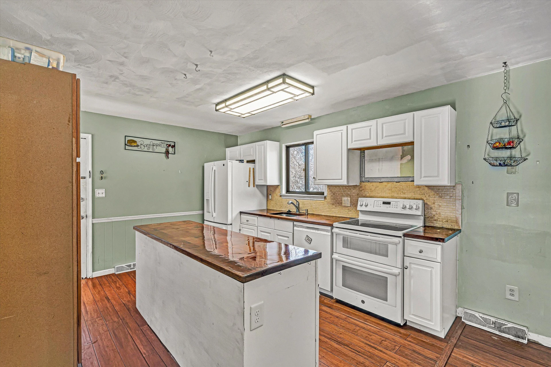 4064 CRAWFORD RD - Photo 5