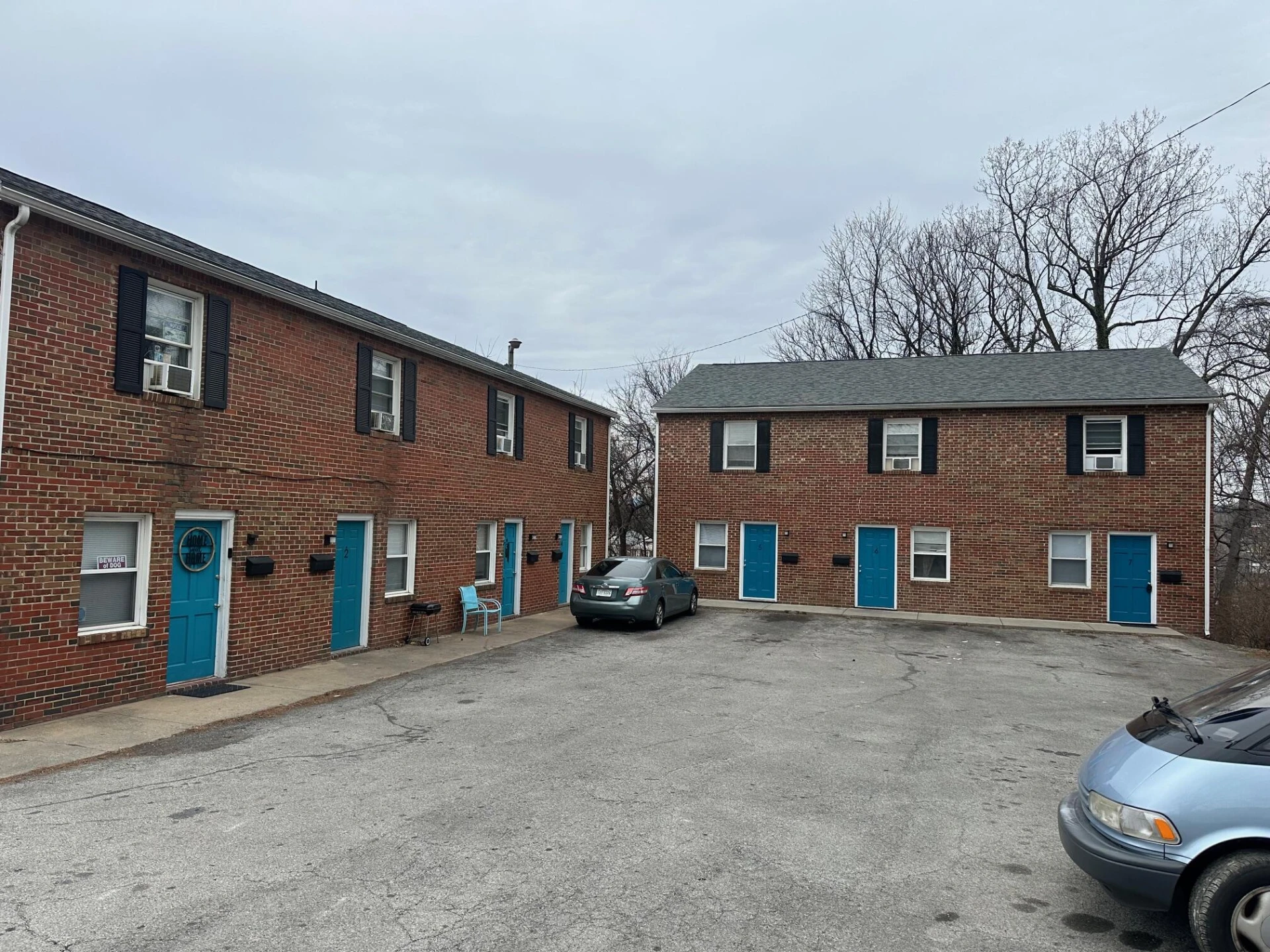 1517 Lexington AVE