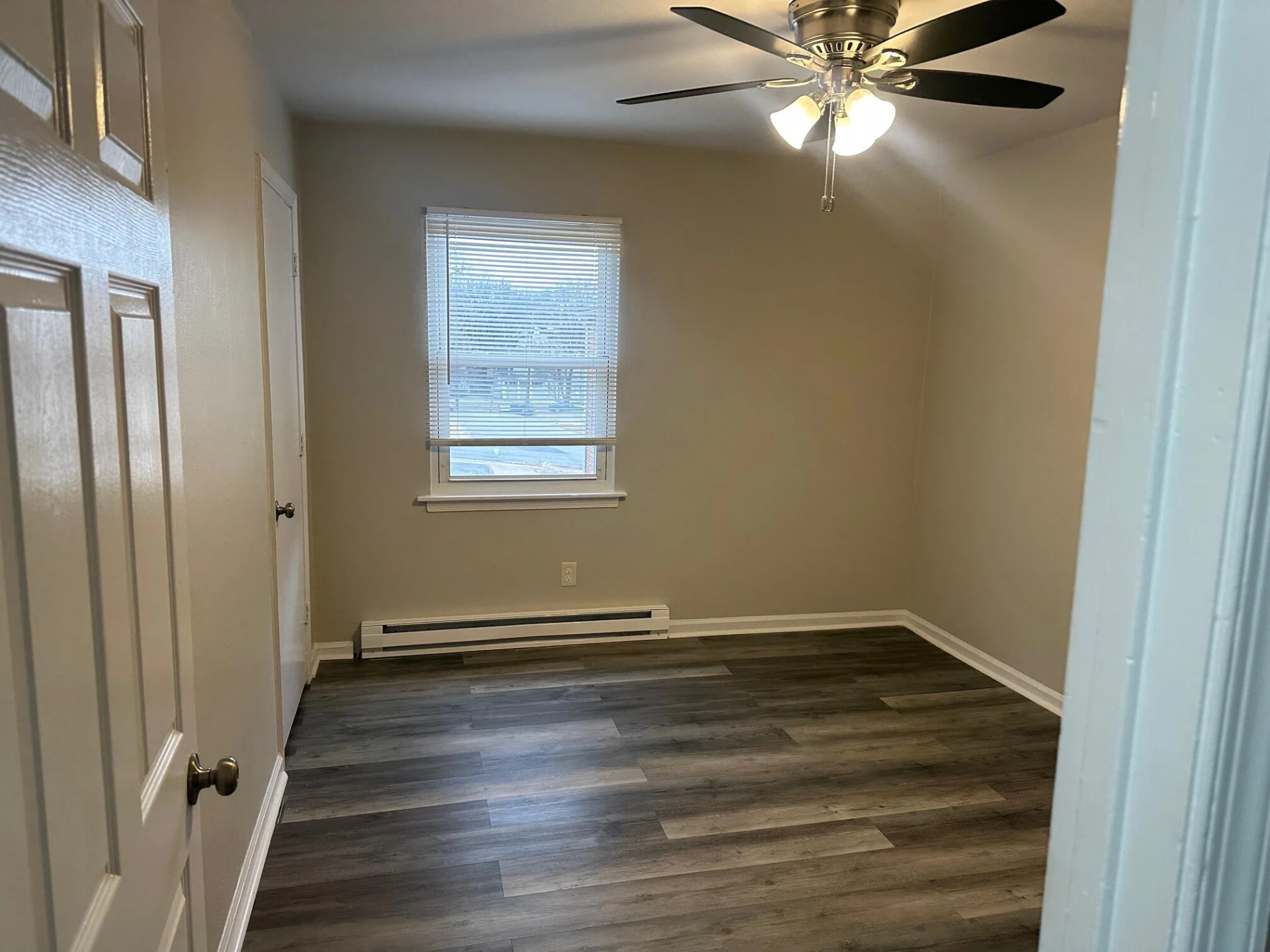 1517 Lexington AVE - Photo 12