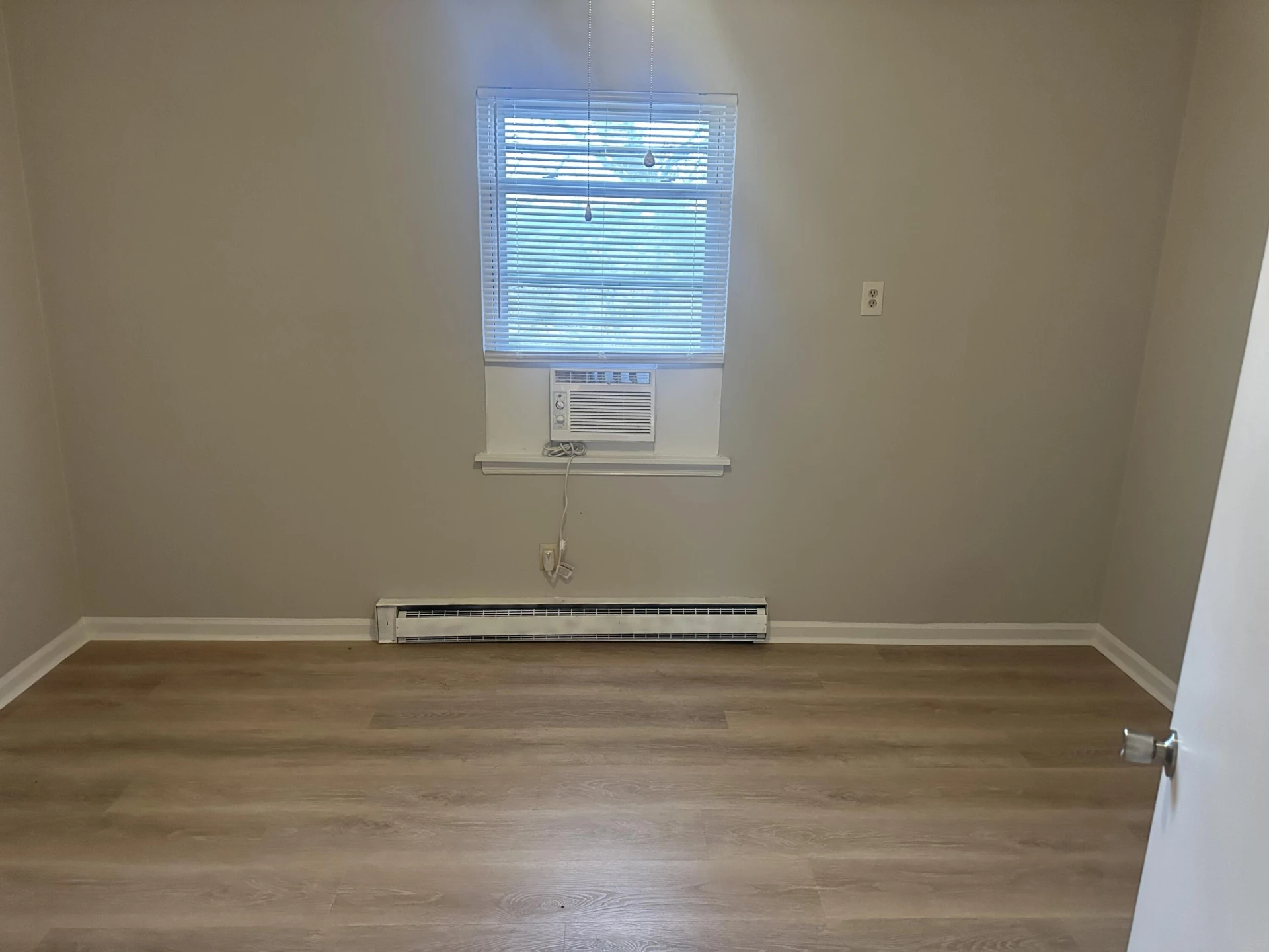 1517 Lexington AVE - Photo 7