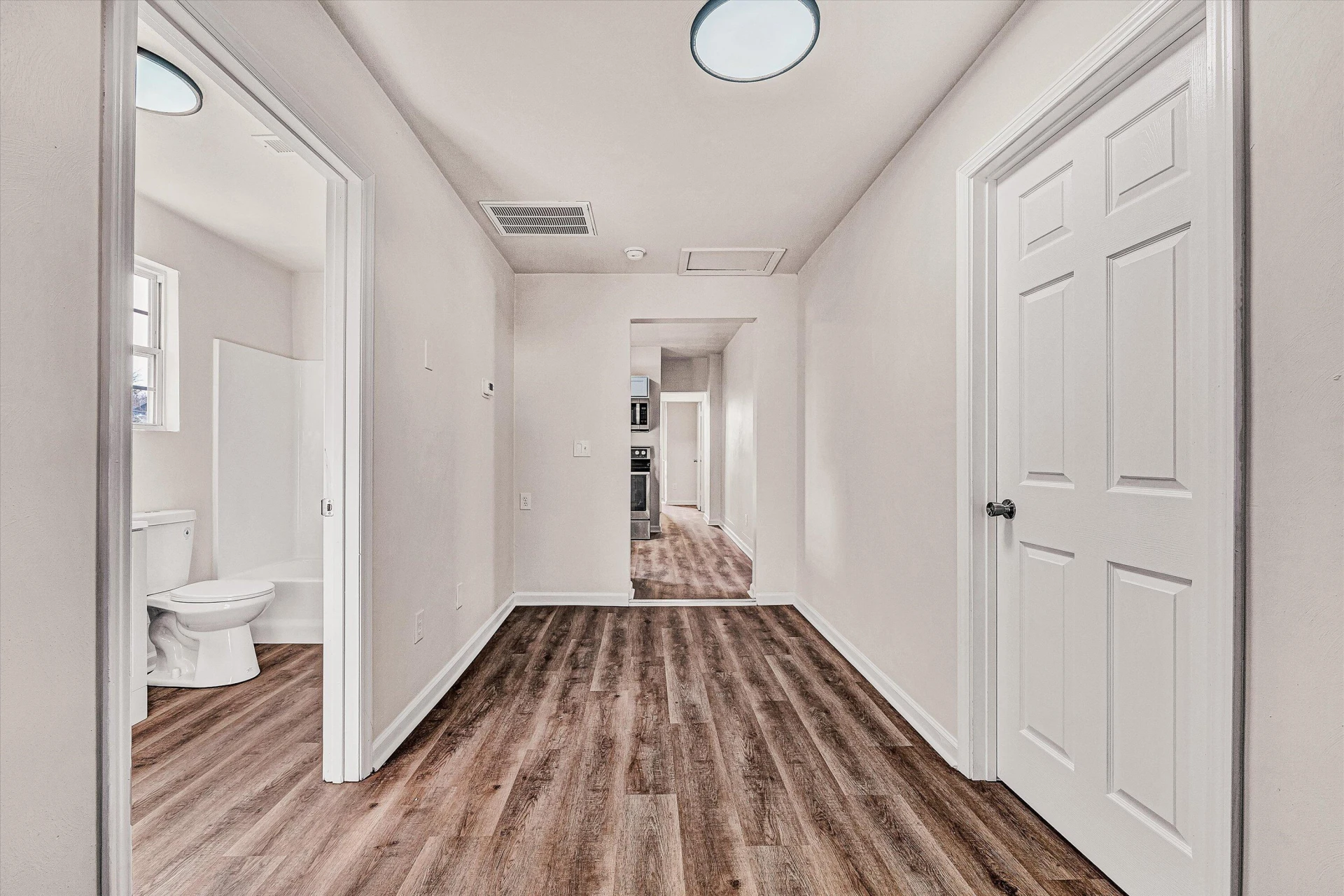 1001 Hanover AVE - Photo 14