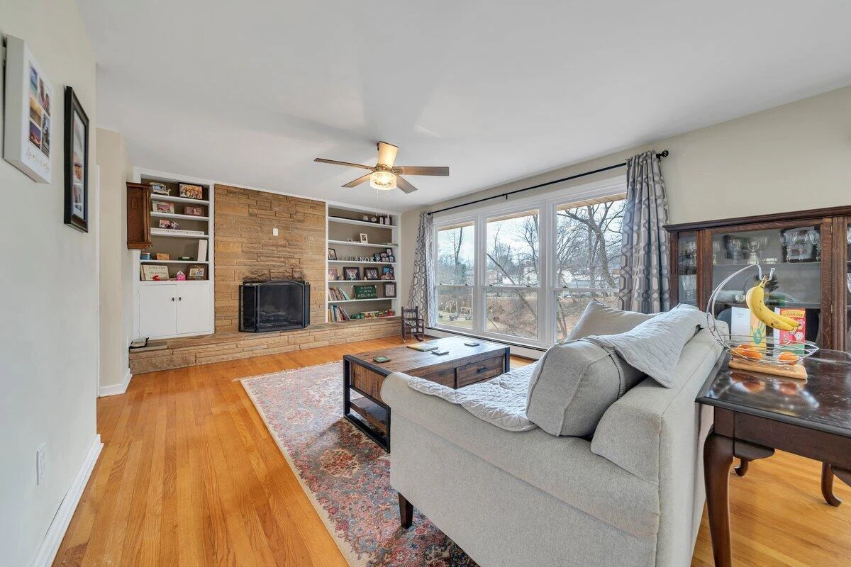 2147 Bridle LN - Photo 10