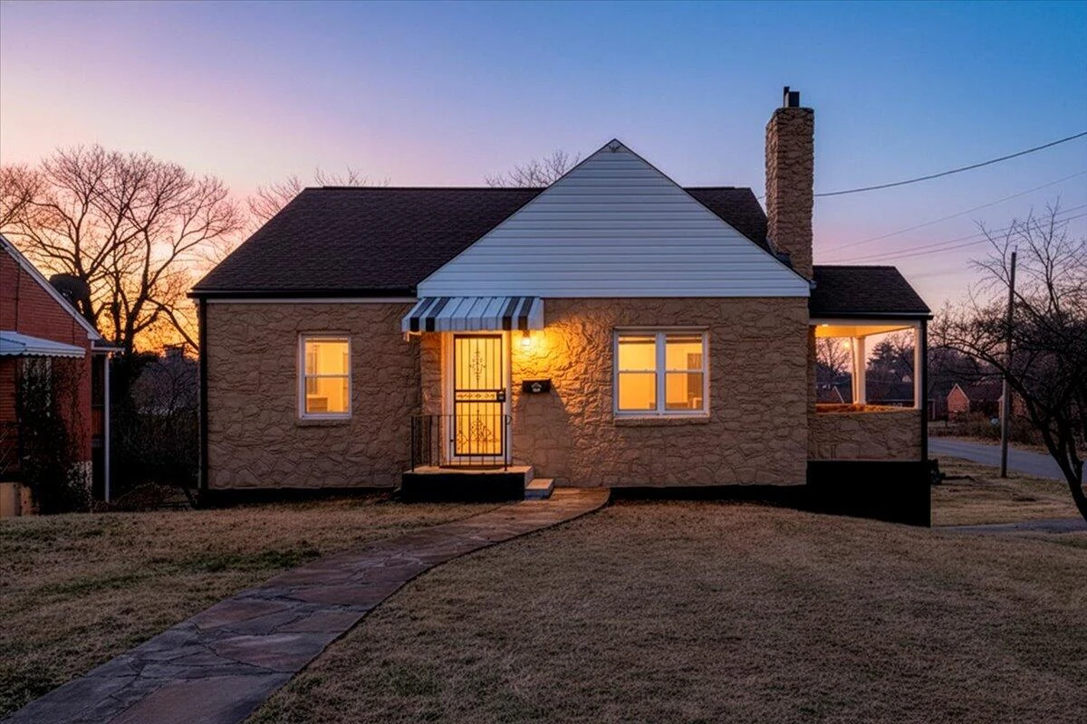 3452 Courtland RD
