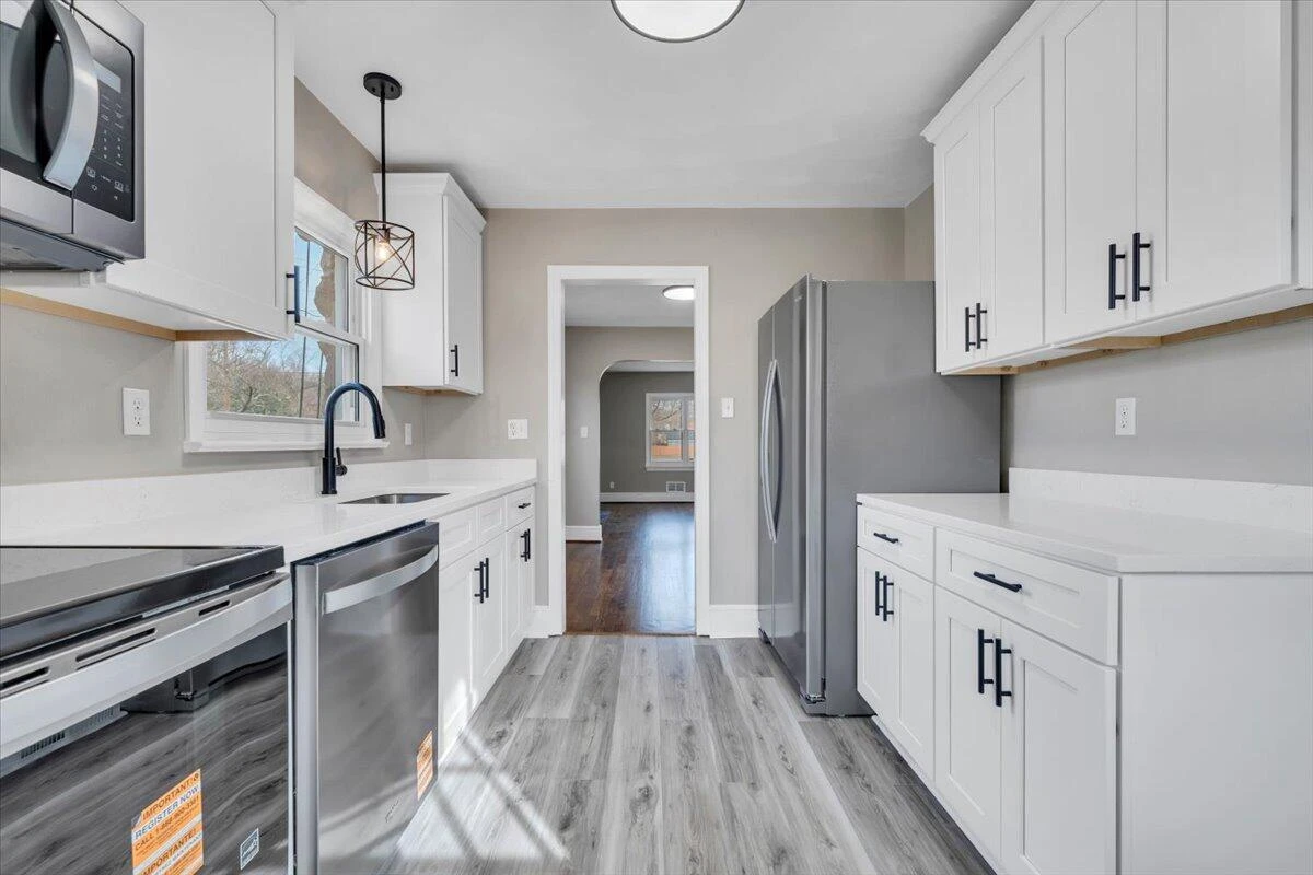 3452 Courtland RD - Photo 17