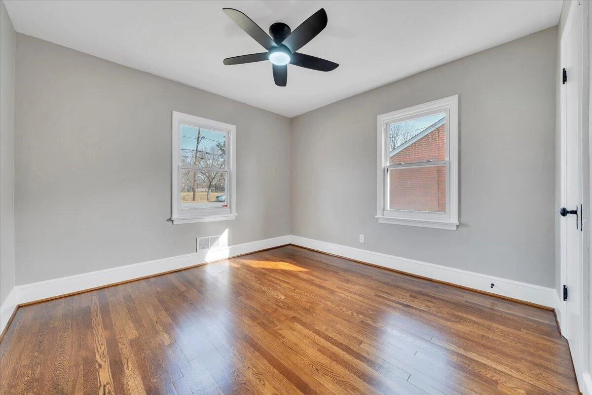3452 Courtland RD - Photo 29