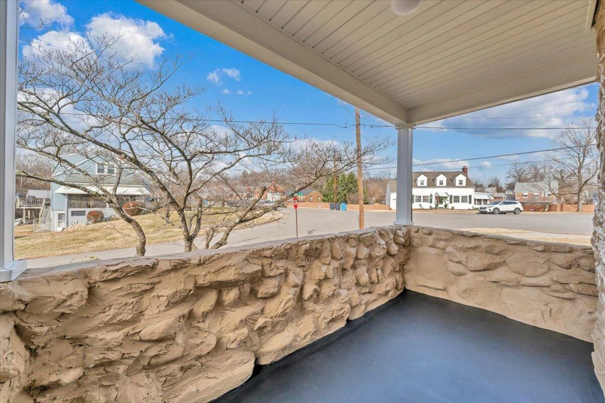 3452 Courtland RD - Photo 33