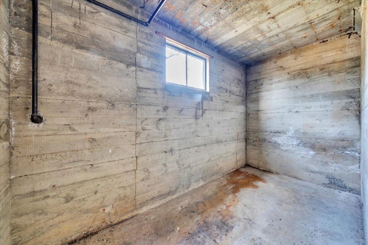 3452 Courtland RD - Photo 40