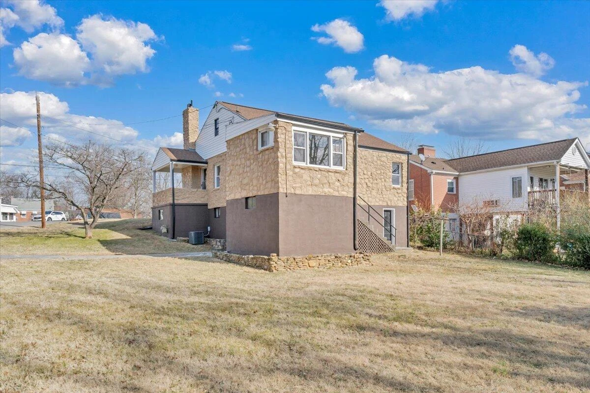 3452 Courtland RD - Photo 43