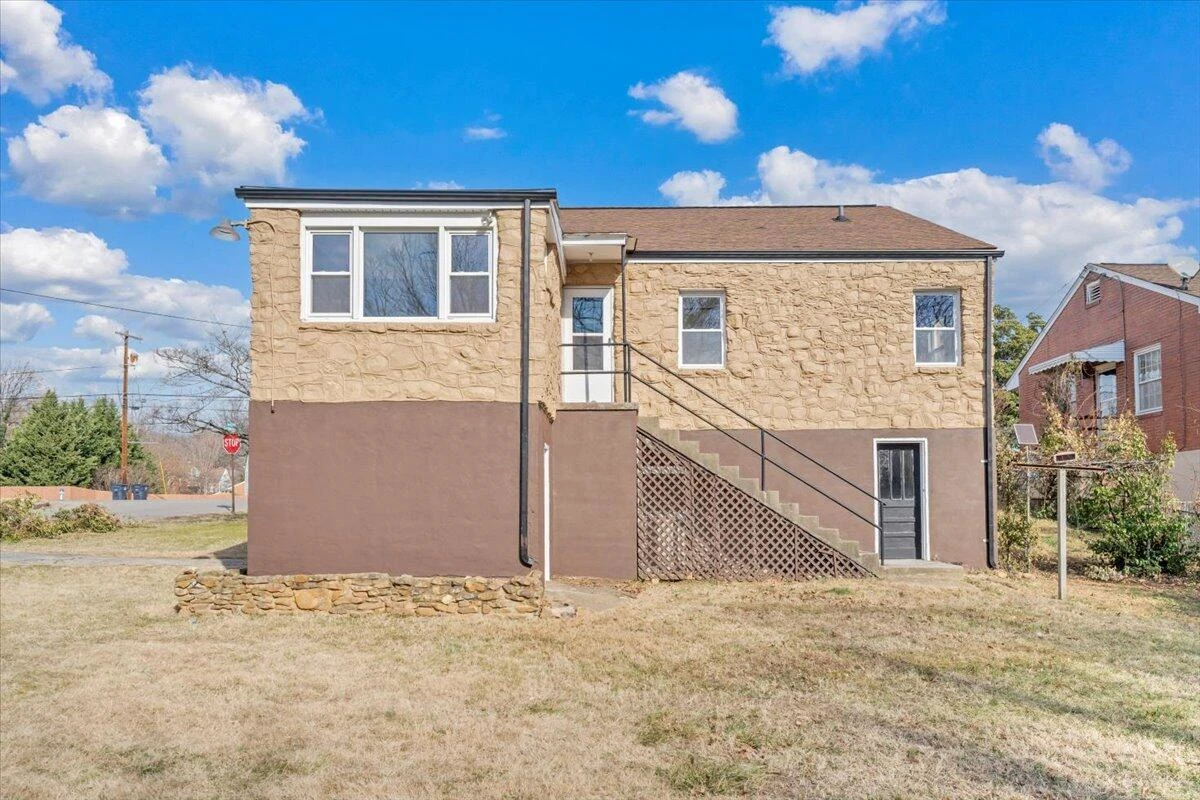 3452 Courtland RD - Photo 44