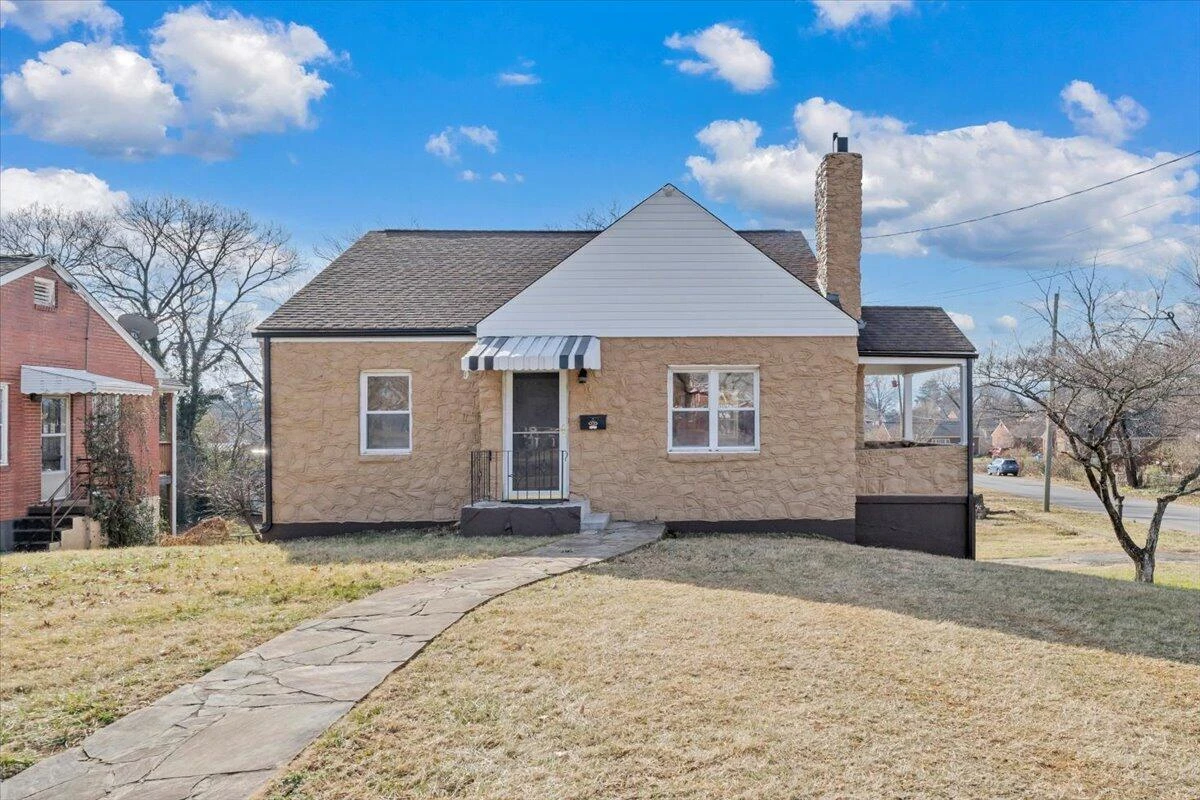 3452 Courtland RD - Photo 52