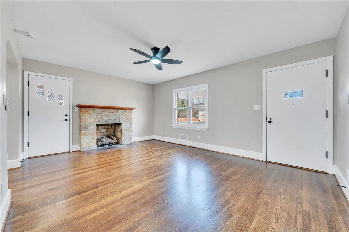 3452 Courtland RD - Photo 8