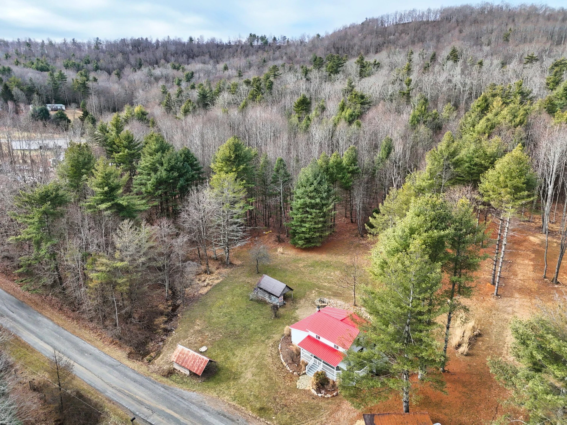 466 Dogwood LN - Photo 39