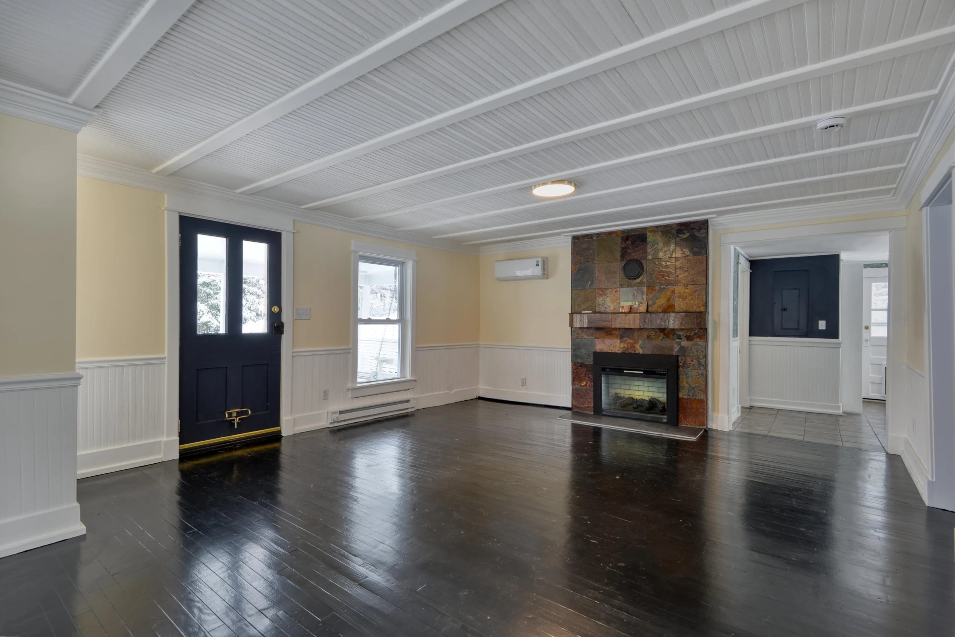 466 Dogwood LN - Photo 11