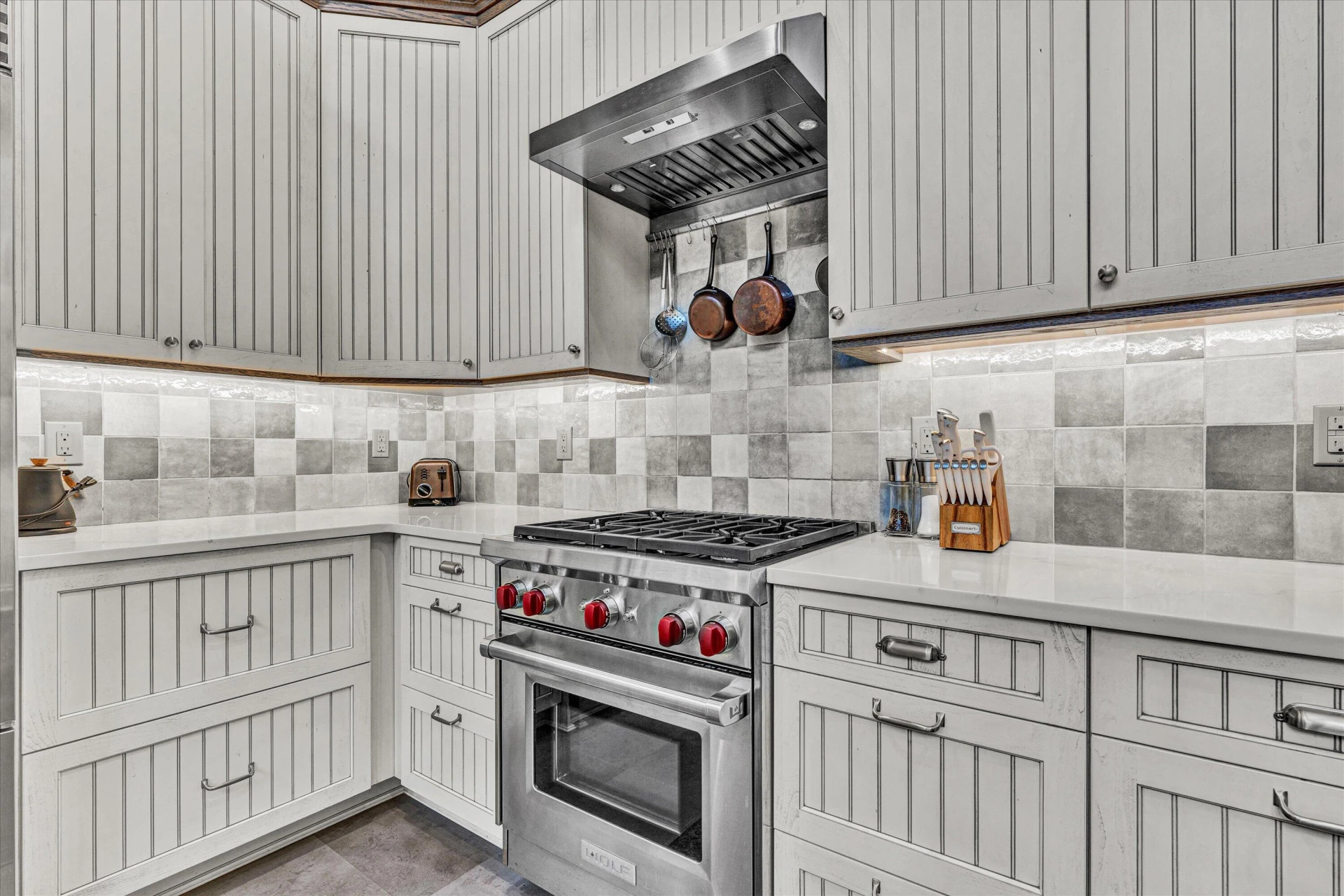 109 Campbell AVE - Photo 24