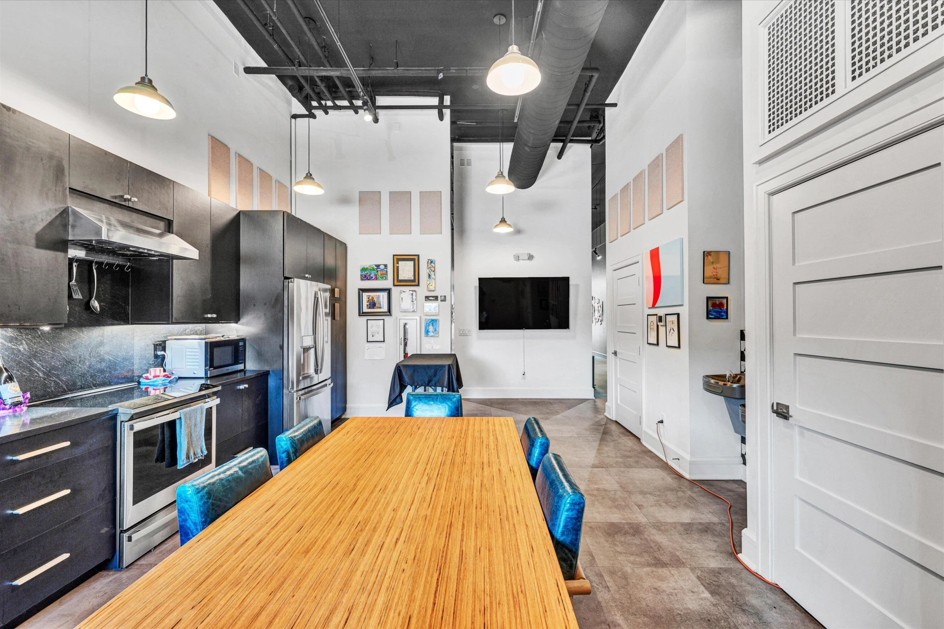 109 Campbell AVE - Photo 13