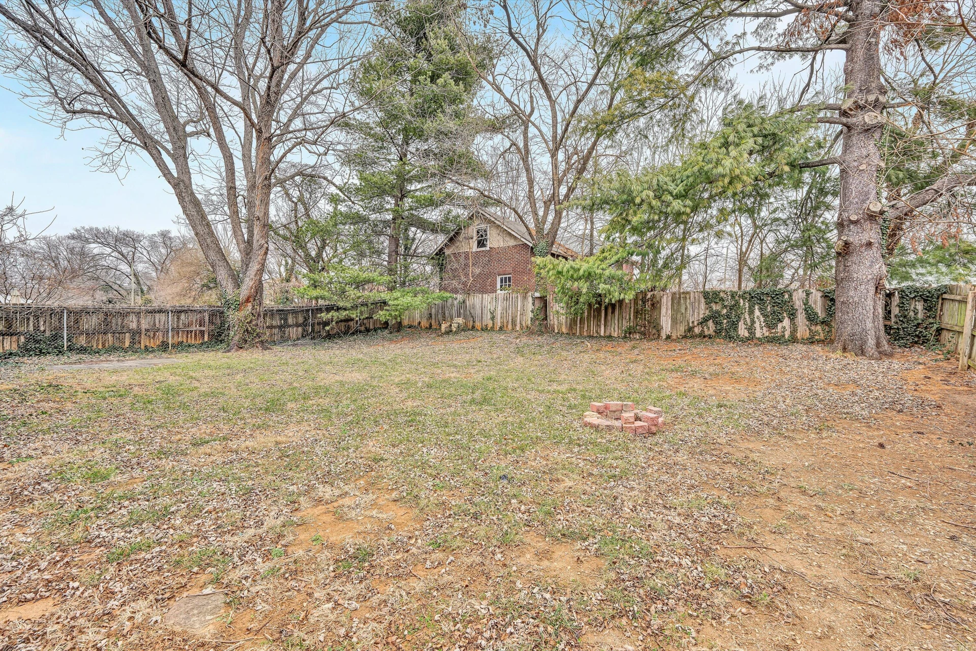 2819 Kennedy ST - Photo 24