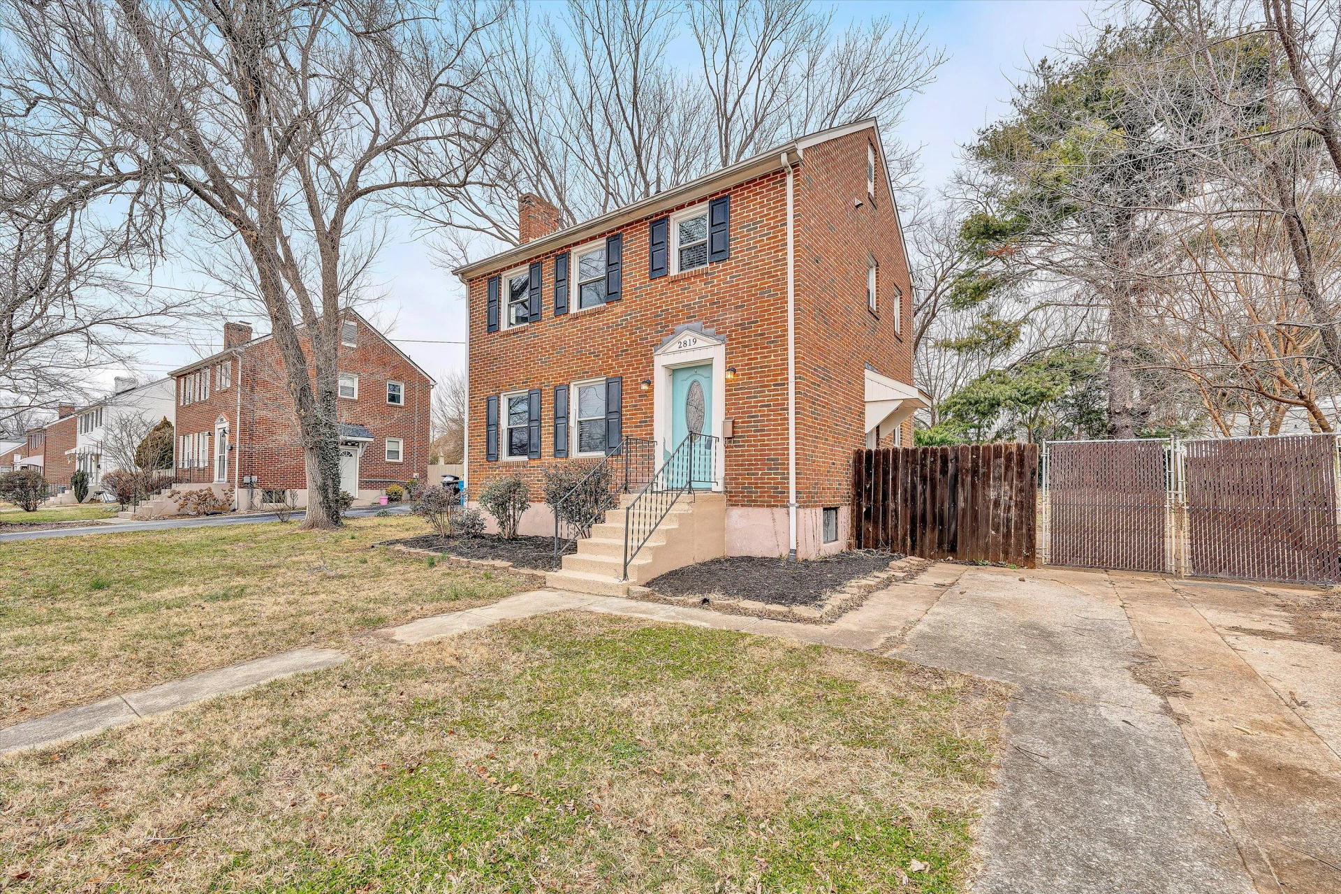 2819 Kennedy ST - Photo 3