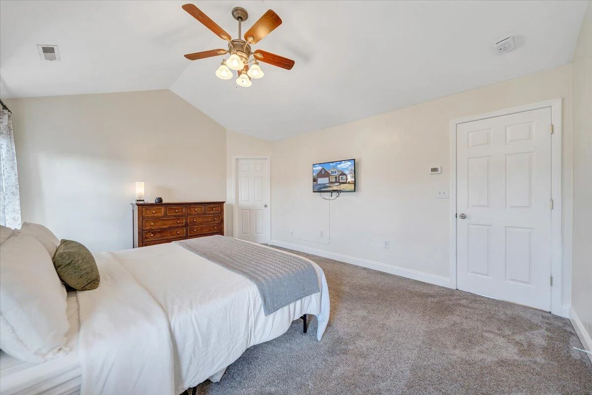 7915 Lanasey DR - Photo 27
