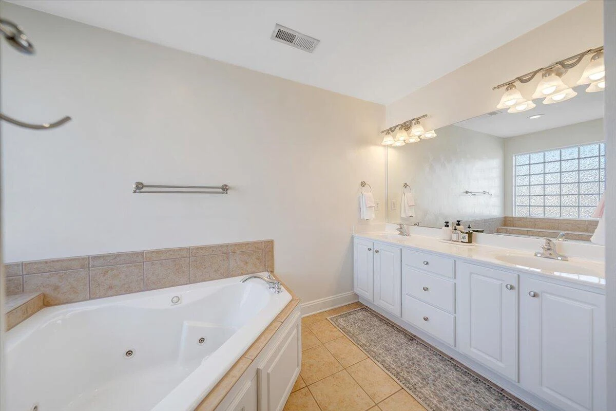 7915 Lanasey DR - Photo 30