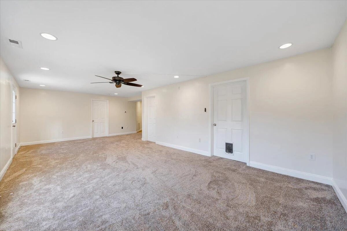 7915 Lanasey DR - Photo 44