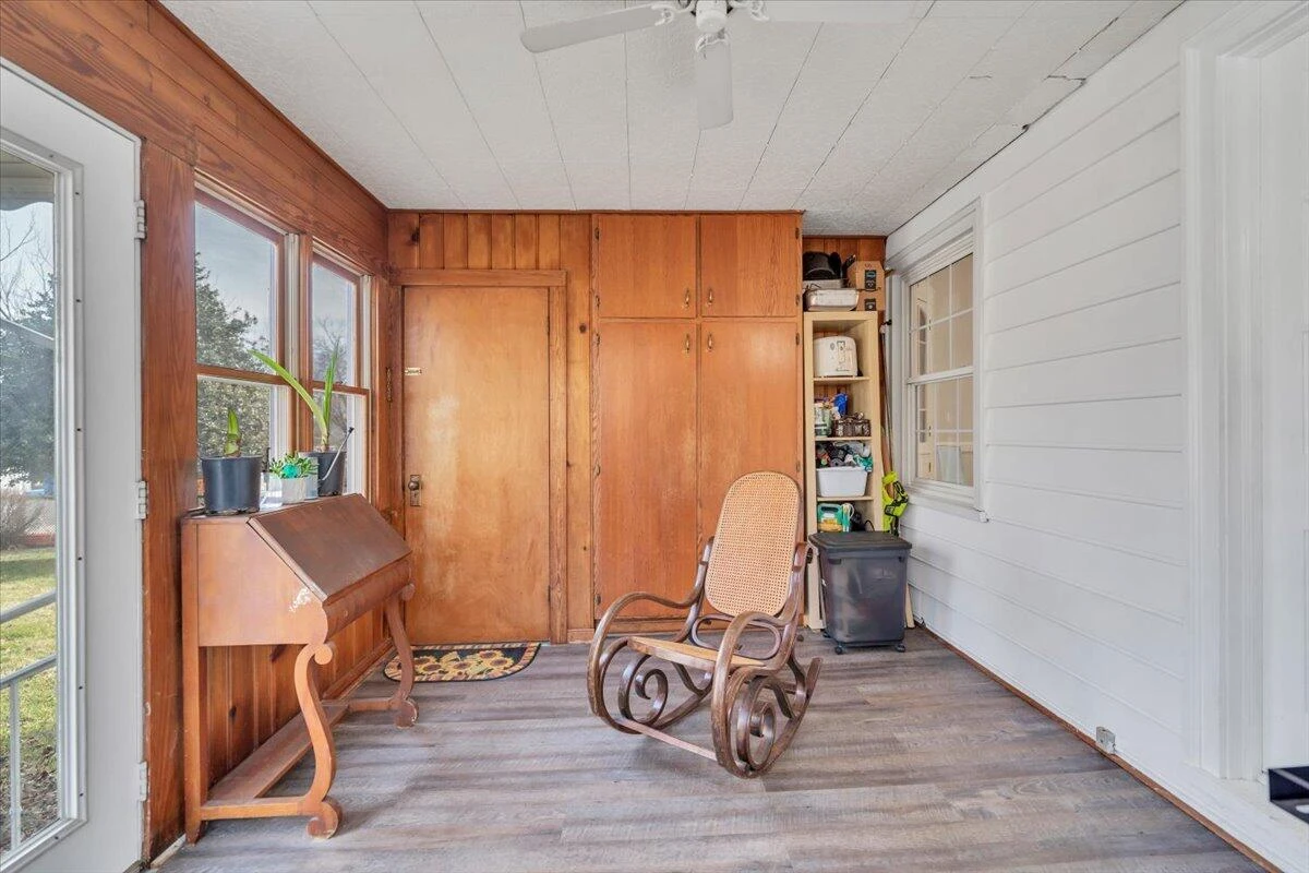 36 Bruffey ST - Photo 16