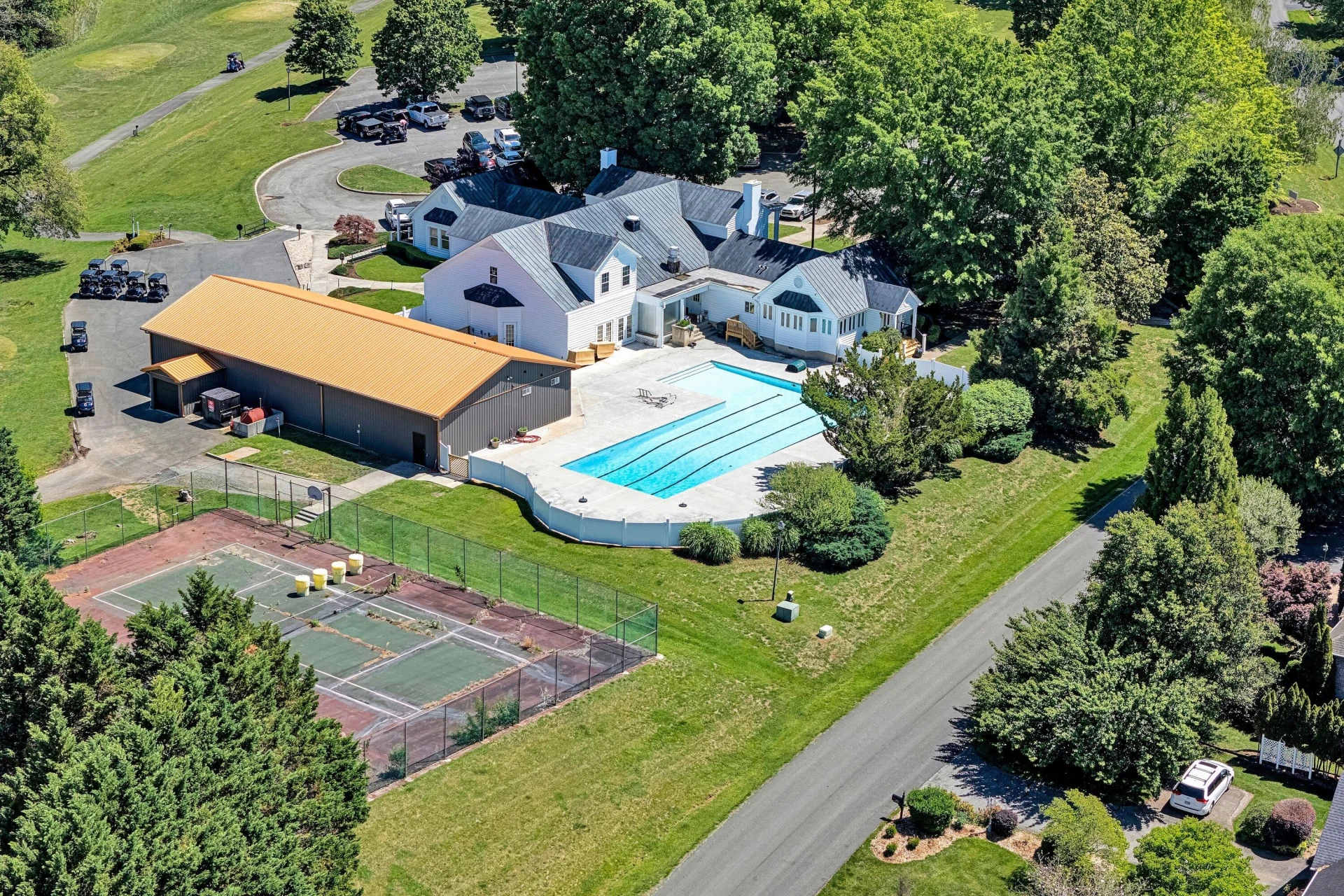 200 Cambridge CT - Photo 68
